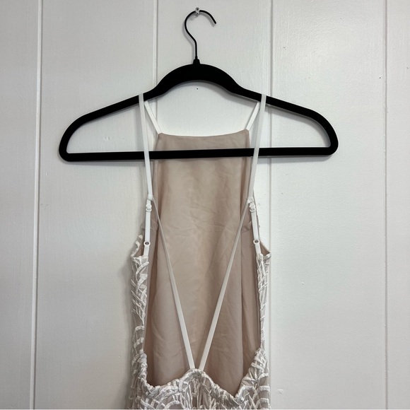 HOLD Stone Cold Fox Logan Crochet White Cream Lace Maxi Dress Bridal Sz 1 - Picture 5 of 11